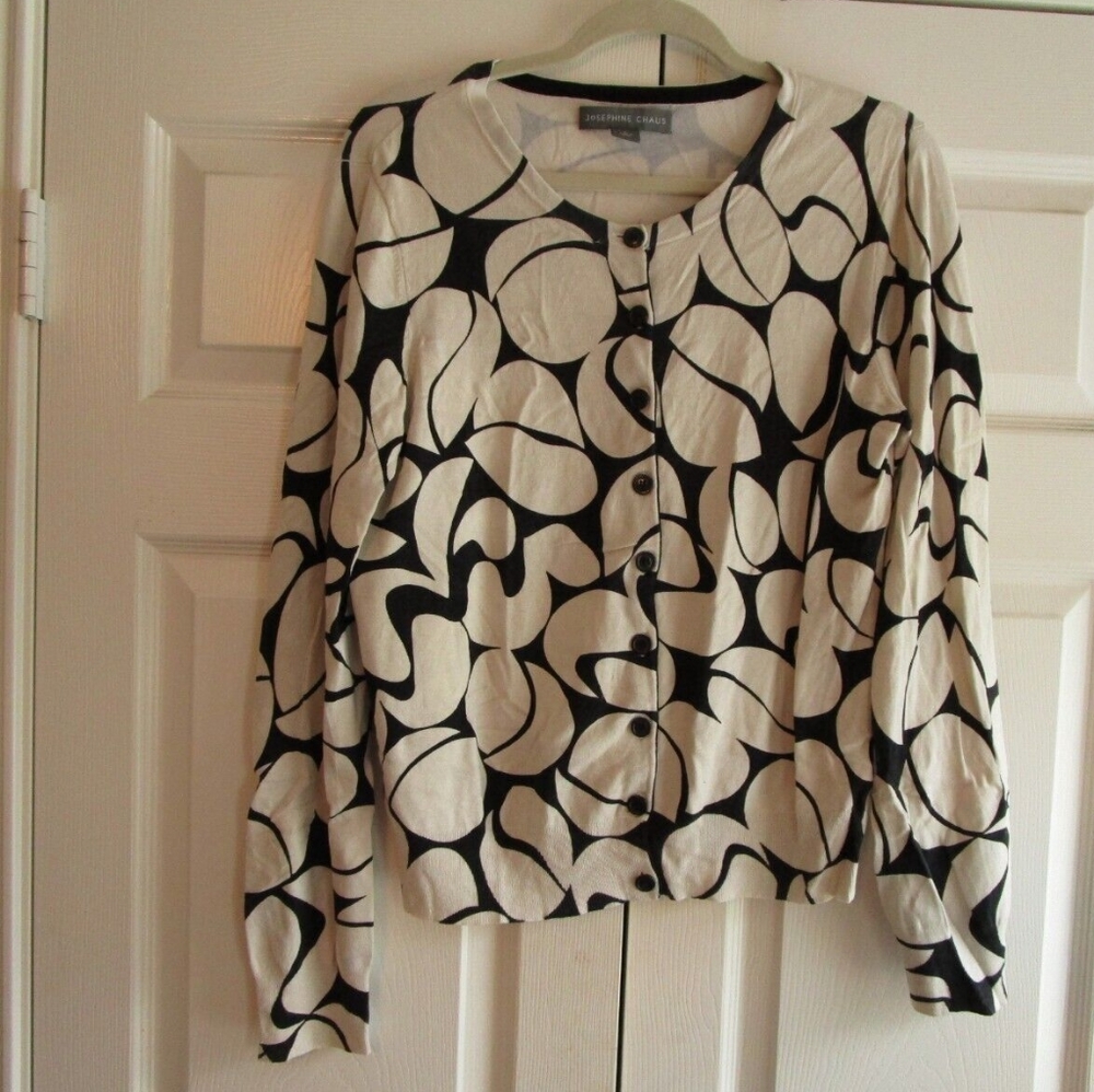 sweaters - Picture 1 of 1